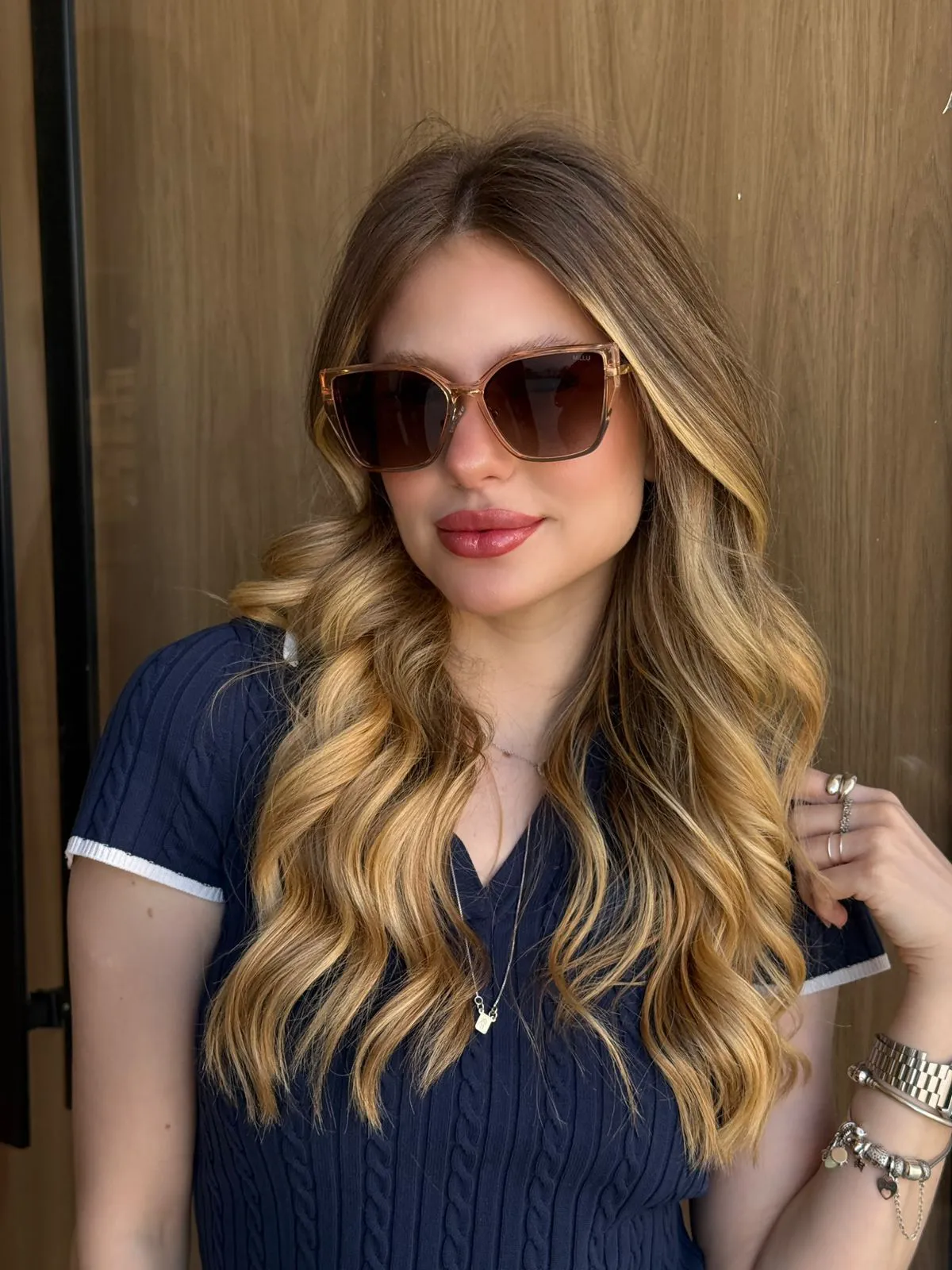 Armação de Óculos de Grau Clipon 2 em 1 Feminino Quadrado Queiroz Dourado - Image 2